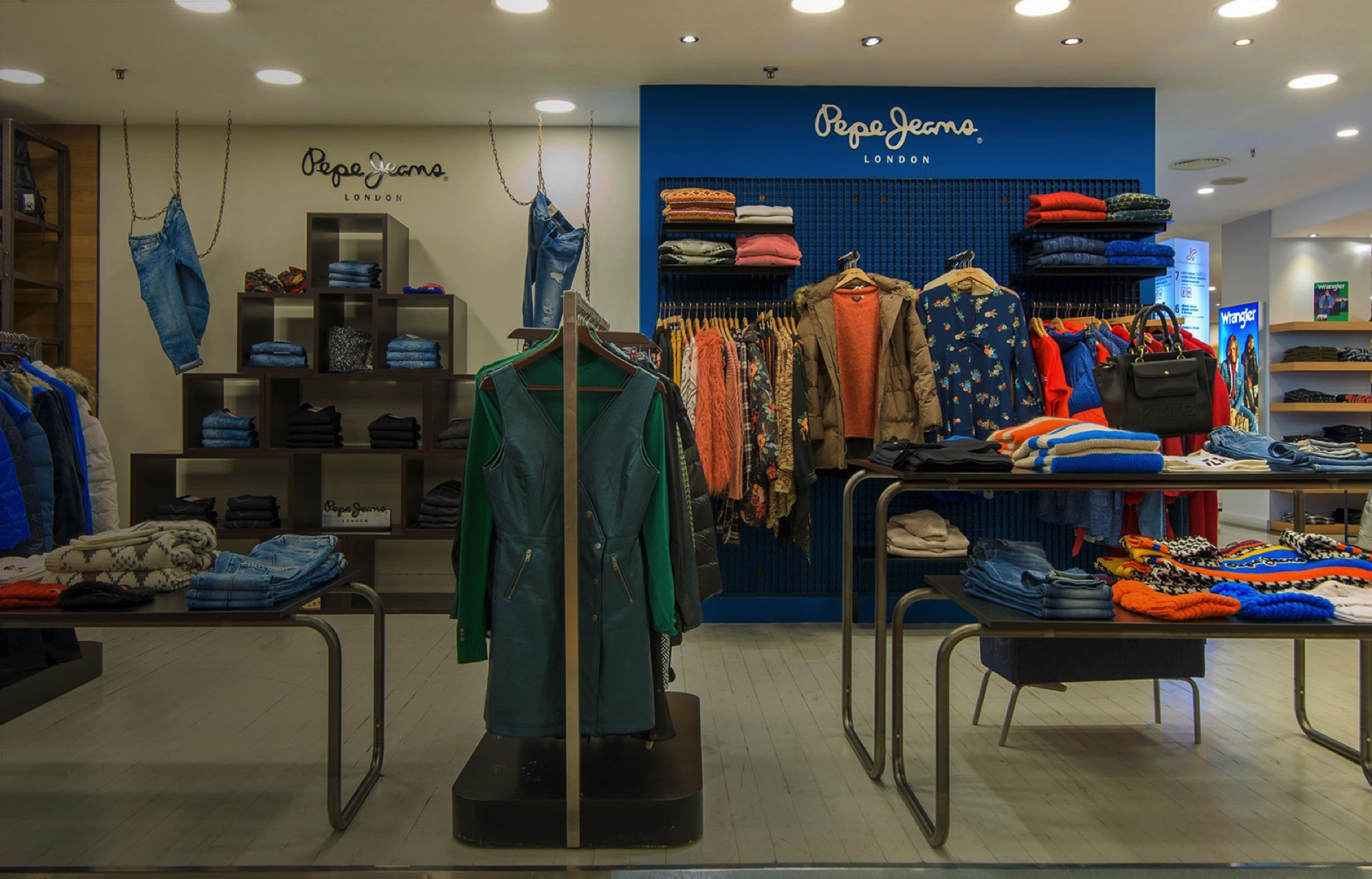 Pepe Jeans (Woman)